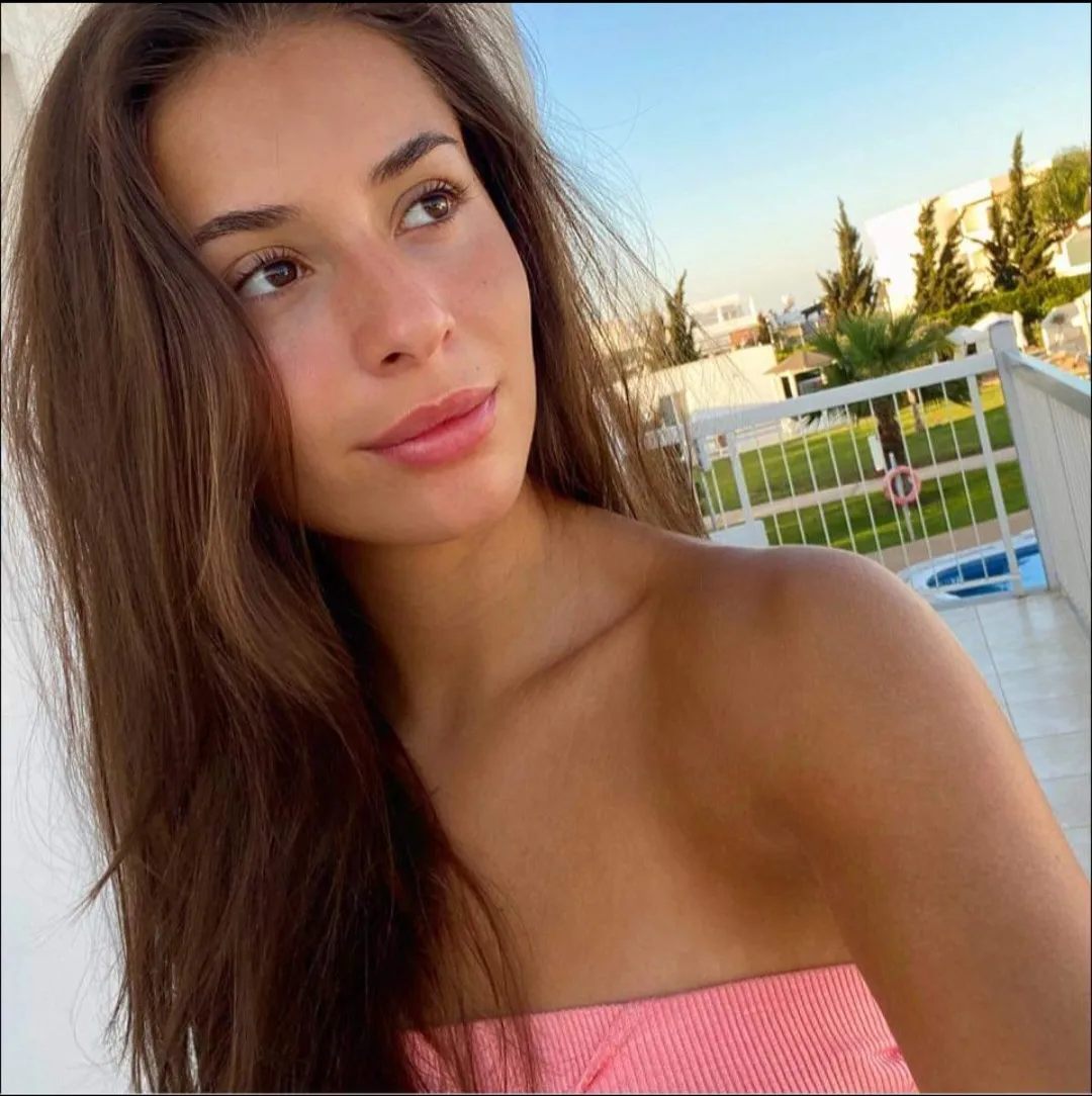 isabelhaugsengj_1677075557_3043852853286458061_57267572699.jpg